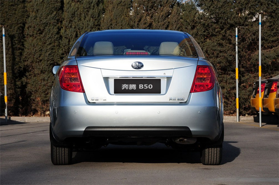 2012款 1.6L MT 豪华型 外观