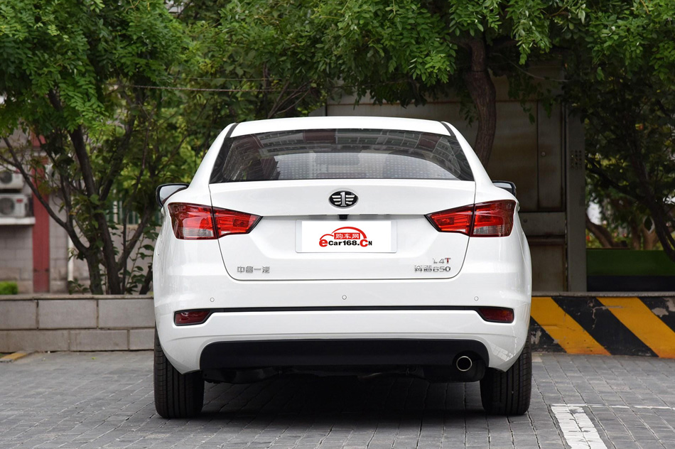 2019款 1.4T 自动精英型 外观