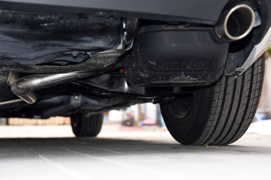 2019款 1.4T 自动精英型 引擎底盘