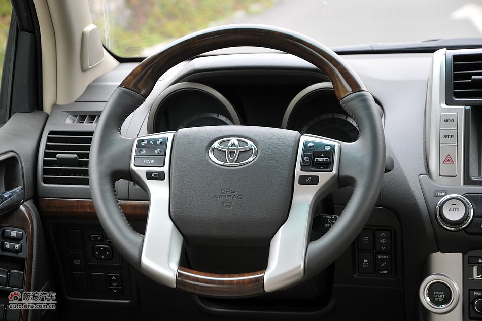 2010款普拉多VX 4.0自动导航版