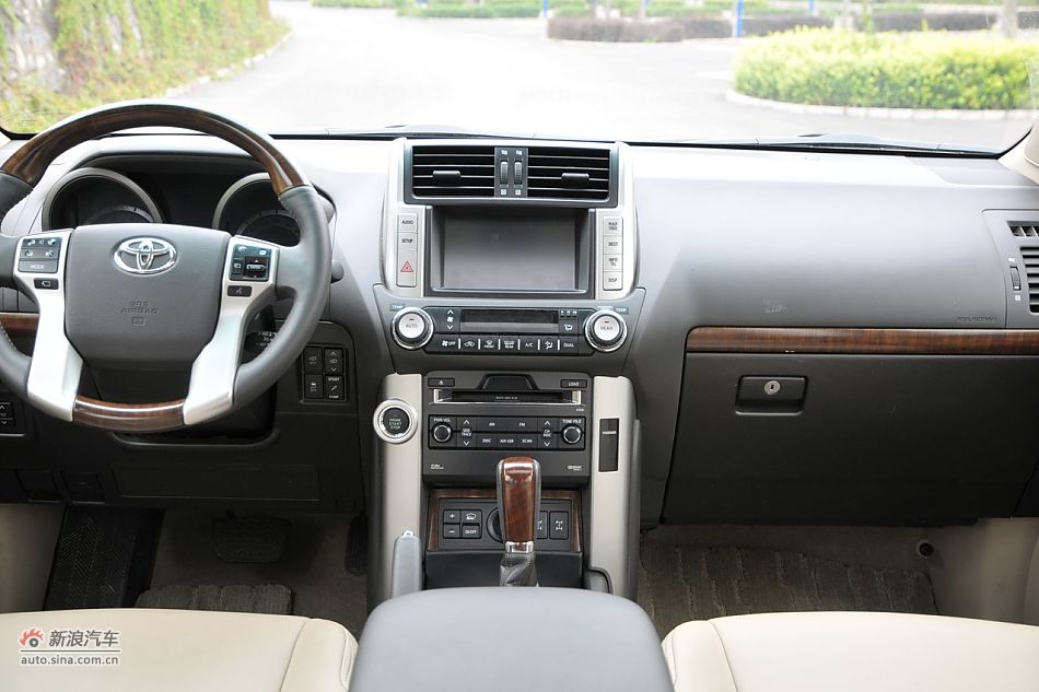 2010款普拉多VX 4.0自动导航版