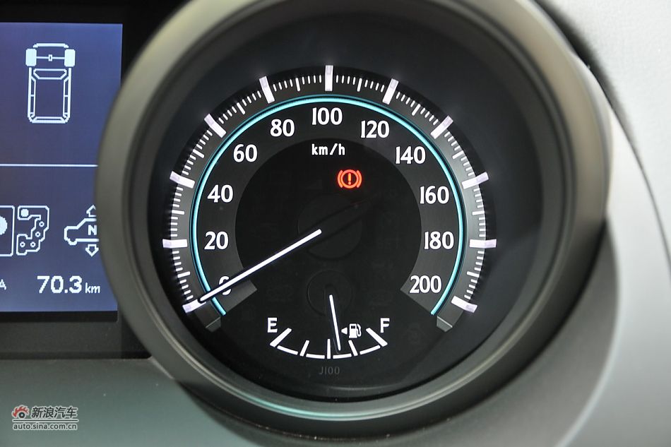 2010款普拉多VX 4.0自动导航版