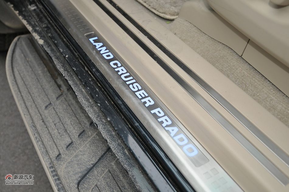 2010款普拉多VX 4.0自动导航版