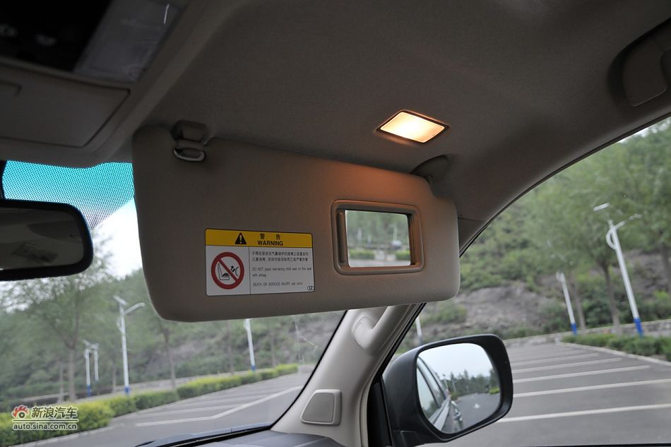 2010款普拉多VX 4.0自动导航版