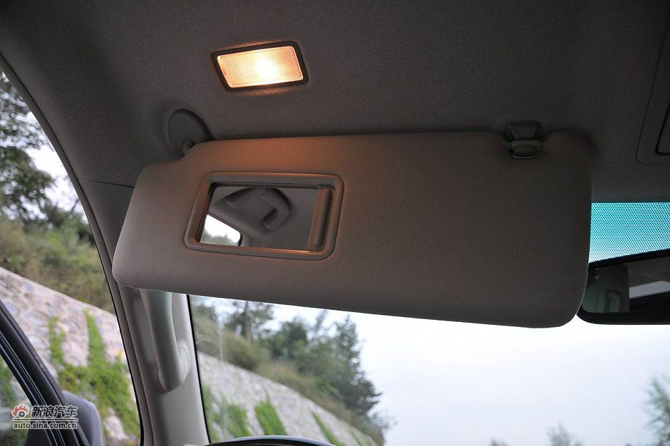 2010款普拉多VX 4.0自动导航版