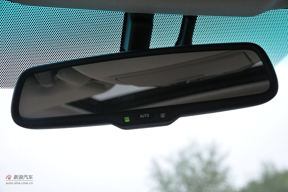 2010款普拉多VX 4.0自动导航版