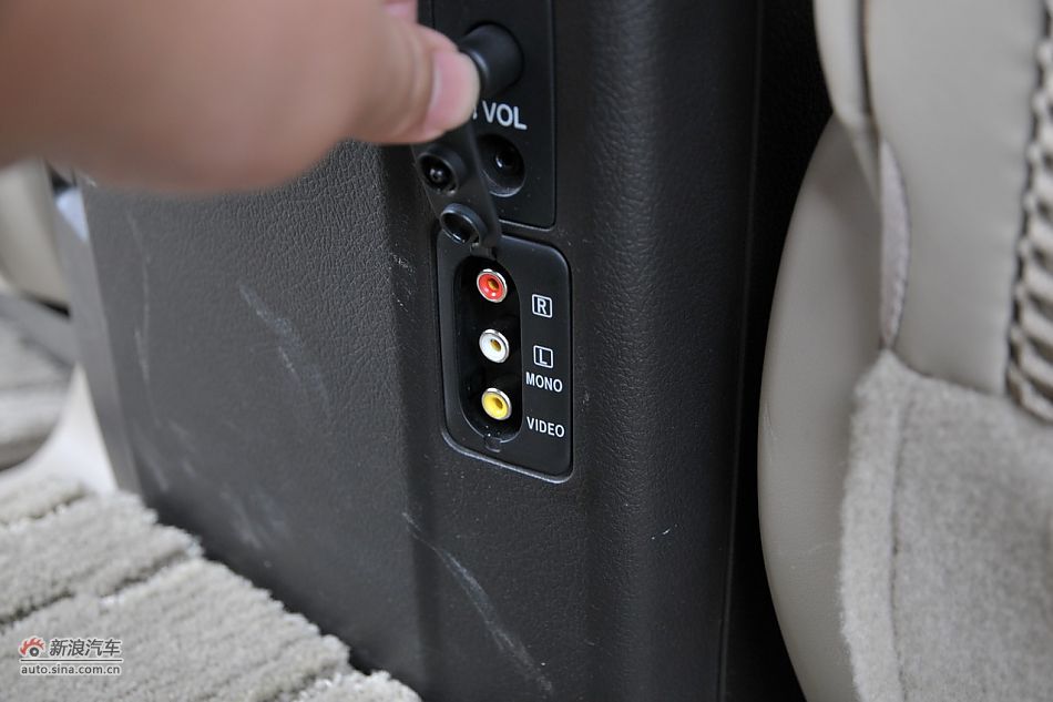 2010款普拉多VX 4.0自动导航版