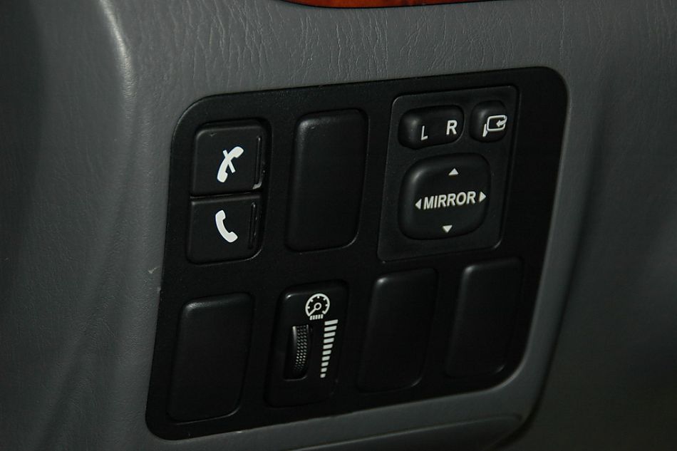 四川丰田普拉多内饰