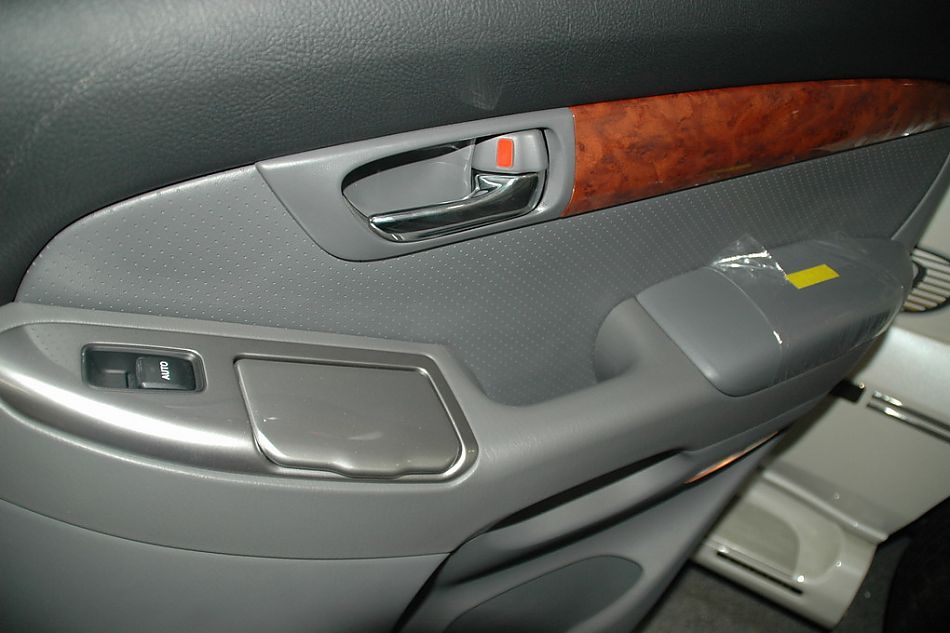 四川丰田普拉多内饰