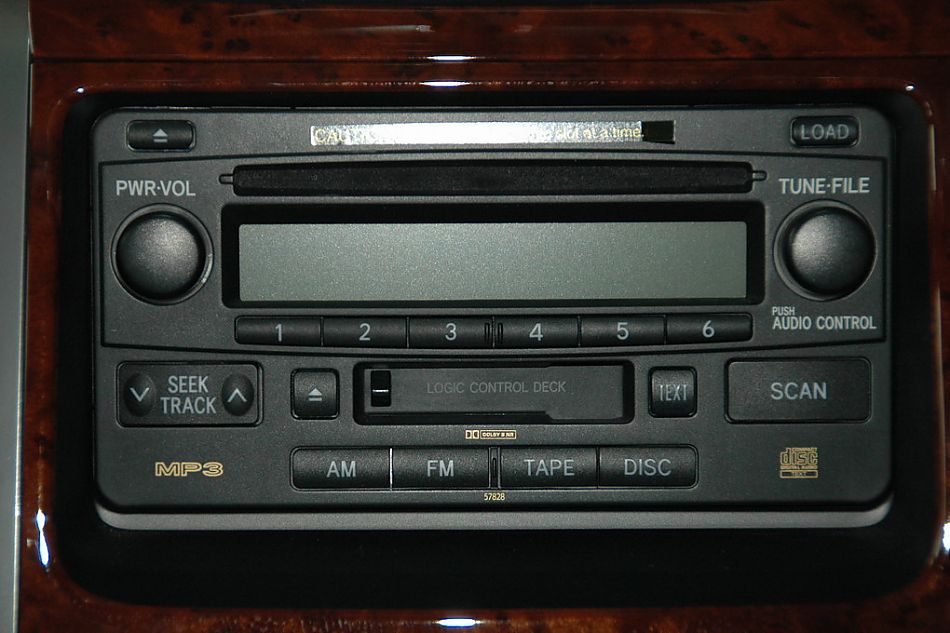 四川丰田普拉多内饰