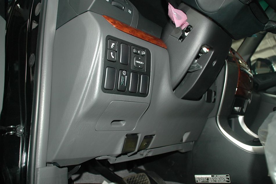 四川丰田普拉多内饰