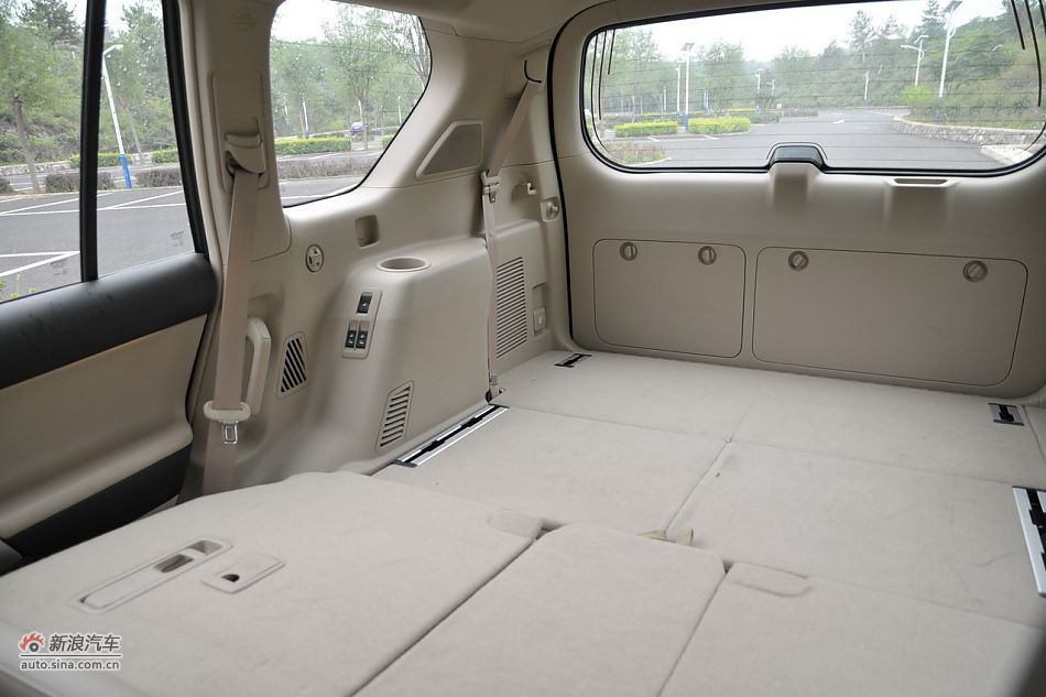 2010款普拉多VX 4.0自动导航版