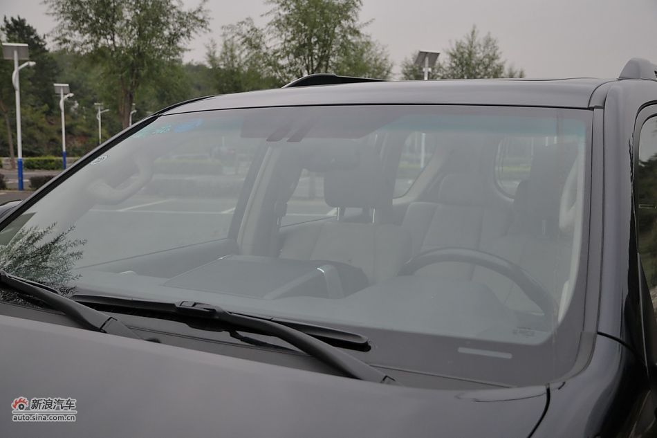 2010款普拉多VX 4.0自动导航版