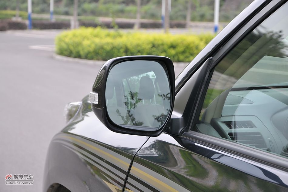 2010款普拉多VX 4.0自动导航版