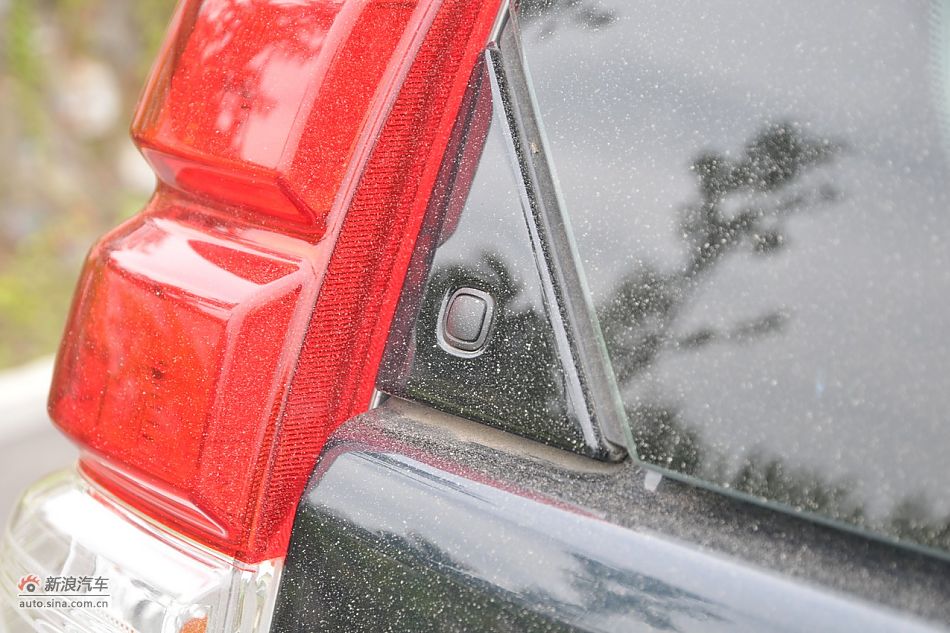 2010款普拉多VX 4.0自动导航版