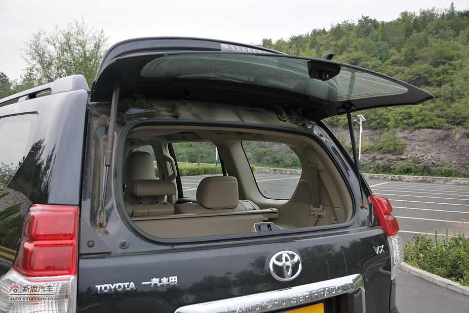 2010款普拉多VX 4.0自动导航版