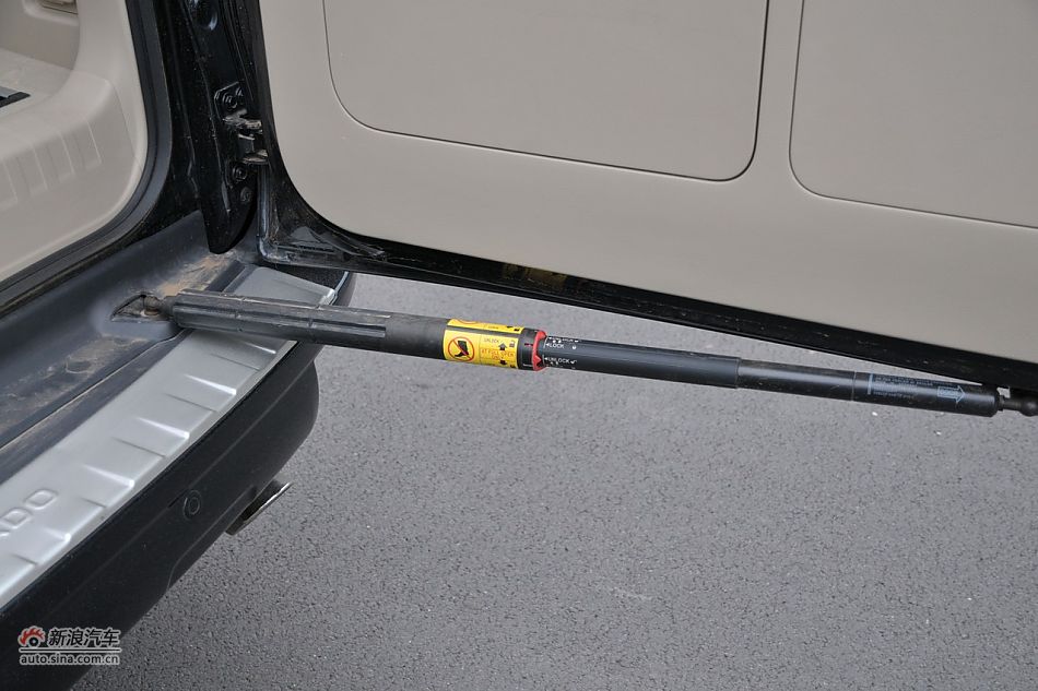 2010款普拉多VX 4.0自动导航版