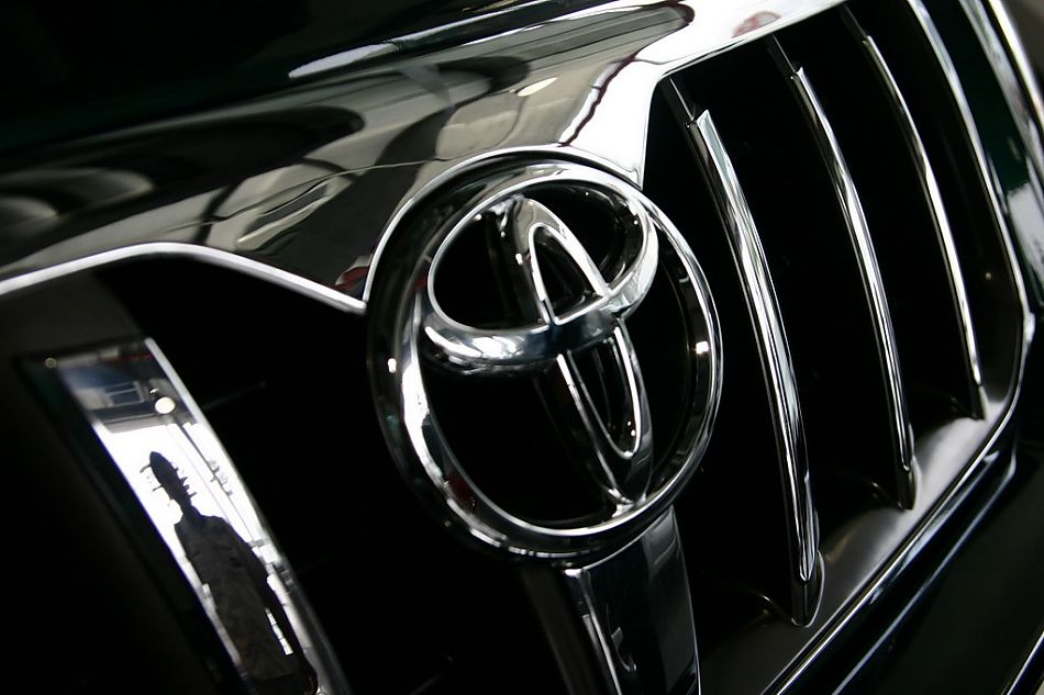 四川丰田普拉多外观