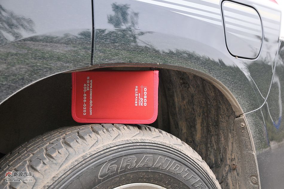 2010款普拉多VX 4.0自动导航版