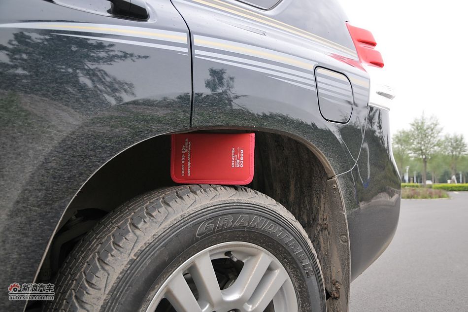 2010款普拉多VX 4.0自动导航版