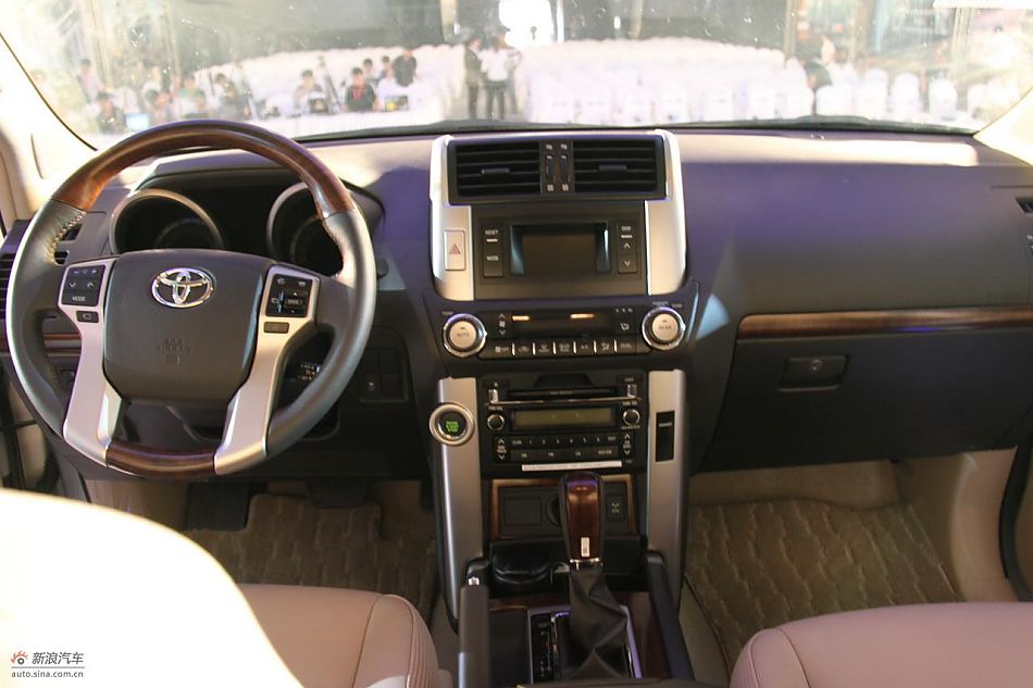 一汽丰田新普拉多