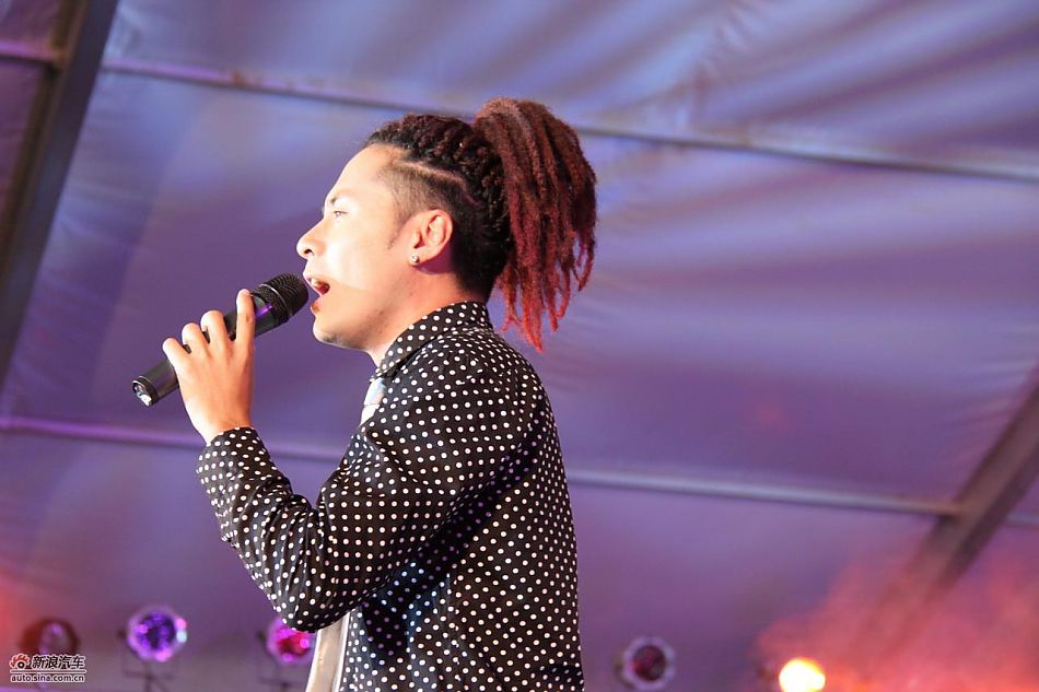 特邀嘉宾黄征先生