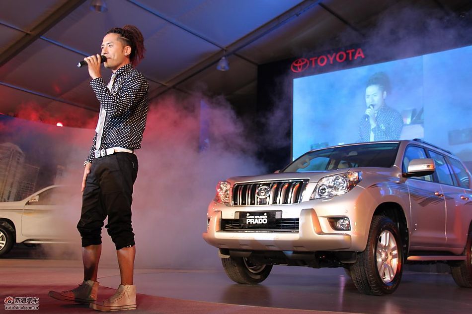 特邀嘉宾黄征先生