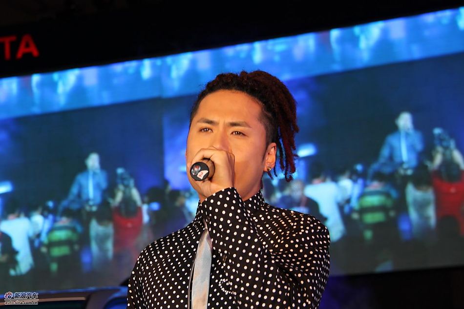 特邀嘉宾黄征先生