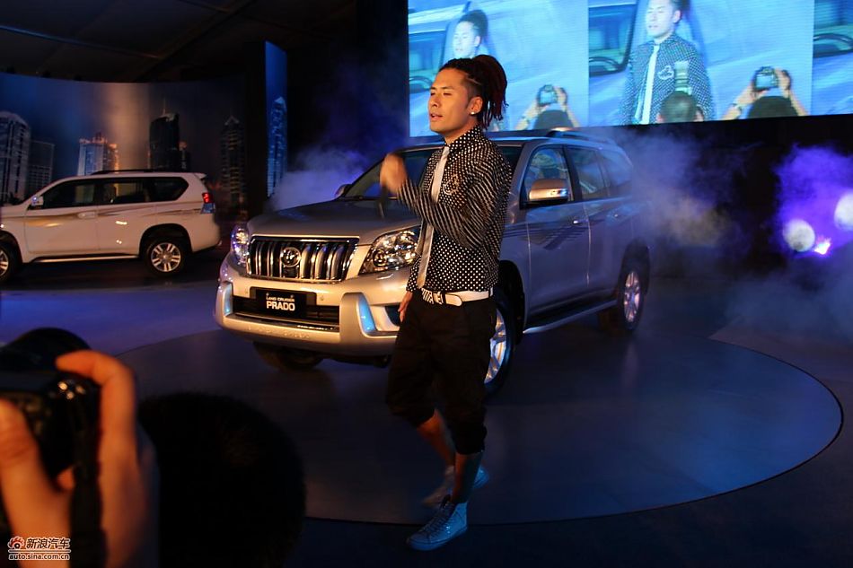 特邀嘉宾黄征先生