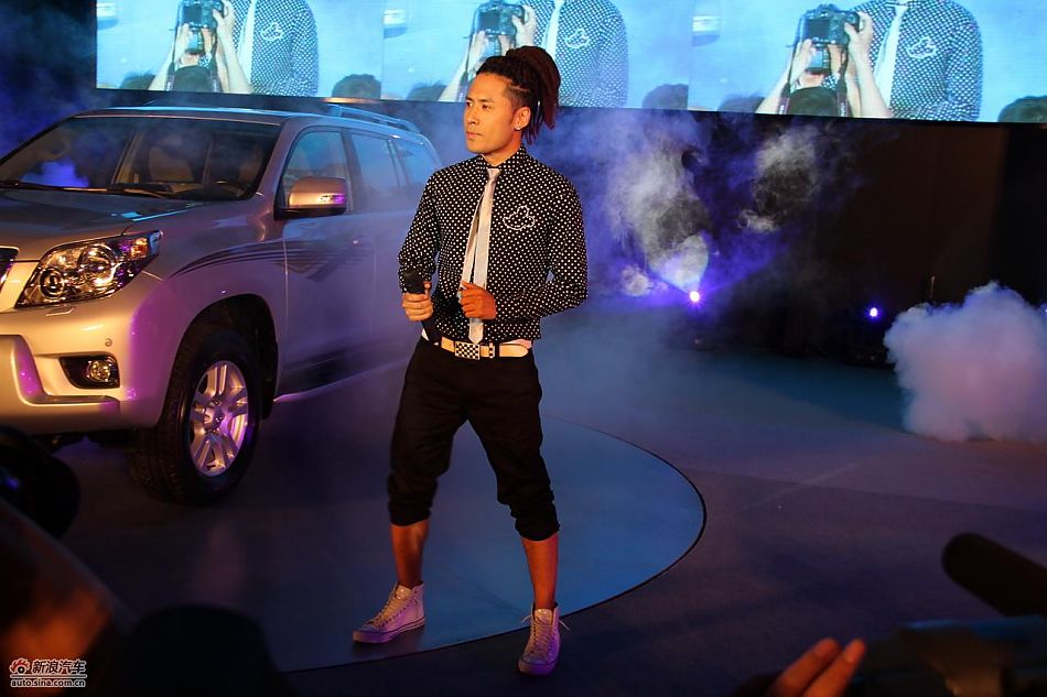 特邀嘉宾黄征先生