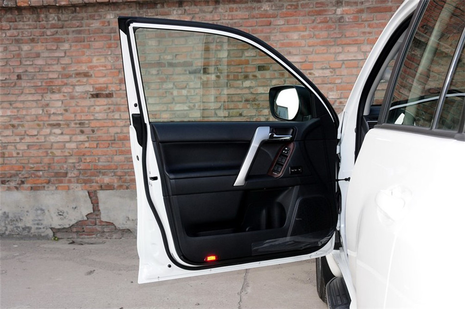 2014 4.0L AT VX NAVI οռ