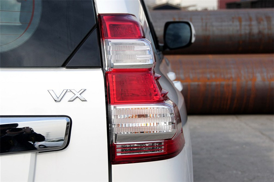 2014 4.0L AT VX NAVI 