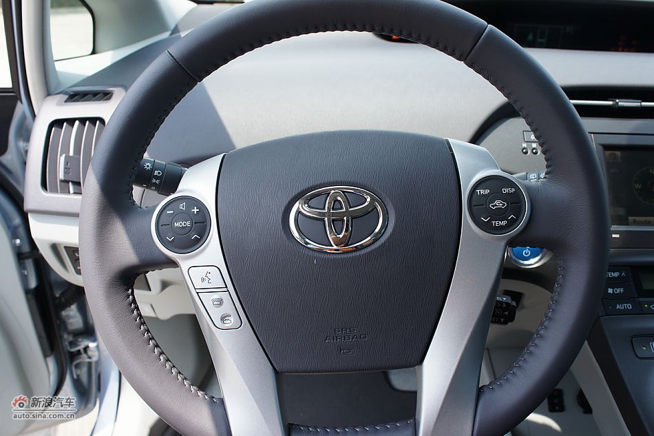 外插充电式混合动力普锐斯