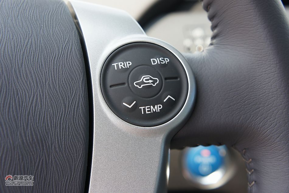 外插充电式混合动力普锐斯