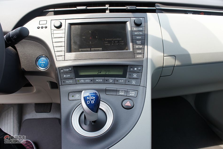 外插充电式混合动力普锐斯