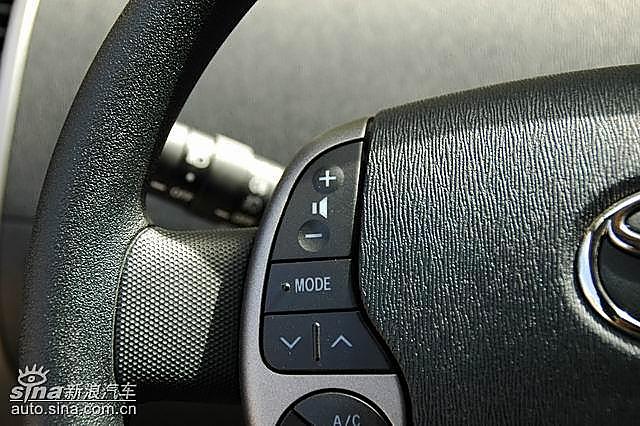 普锐斯多功能方向盘