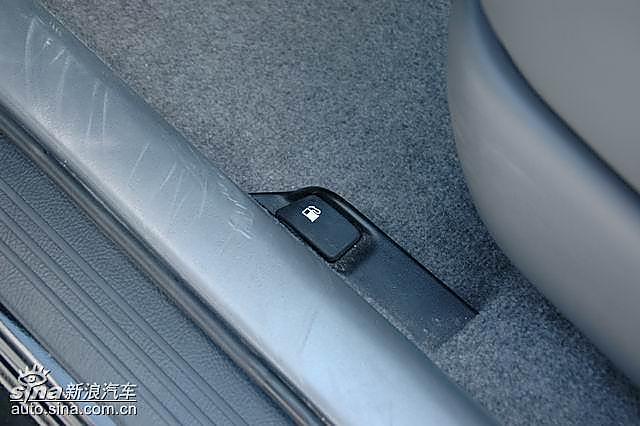 丰田普锐斯内饰