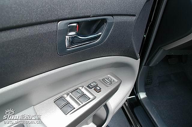 丰田普锐斯内饰