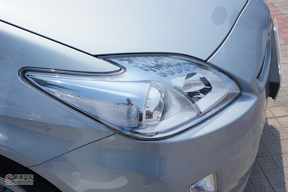 外插充电式混合动力普锐斯