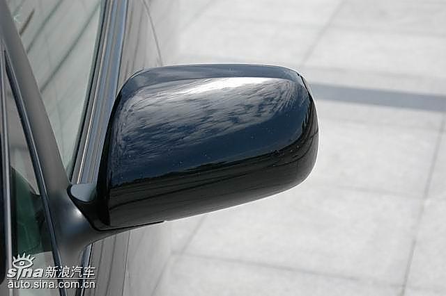 普锐斯后视镜