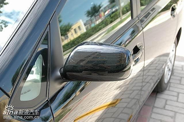 丰田普锐斯后视镜