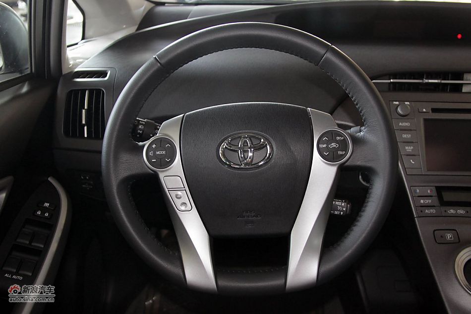 2012款普锐斯混动CVT豪华先进型