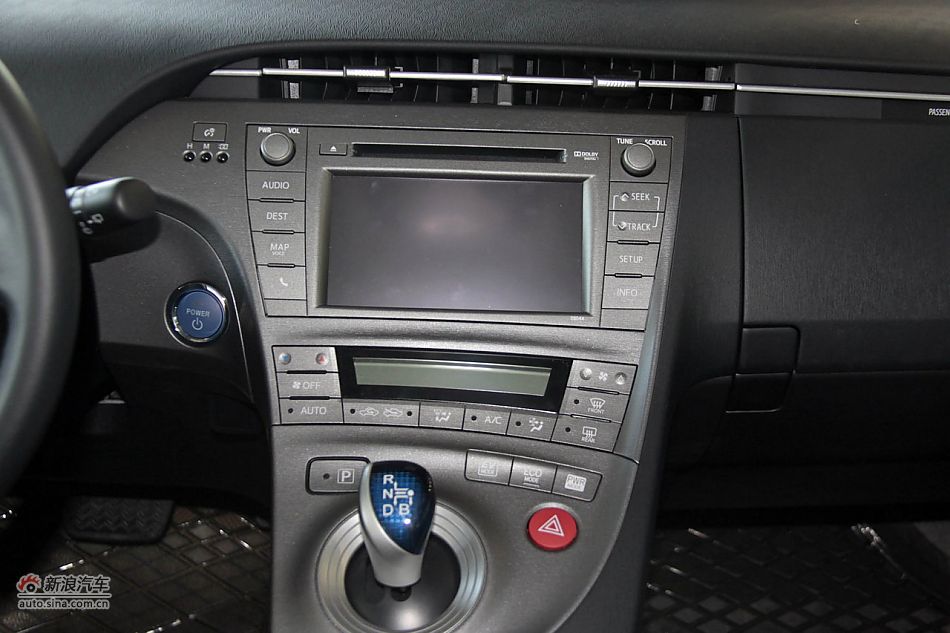 2012款普锐斯混动CVT豪华先进型