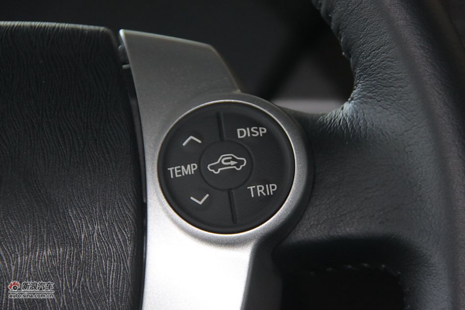 2012款普锐斯混动CVT豪华先进型