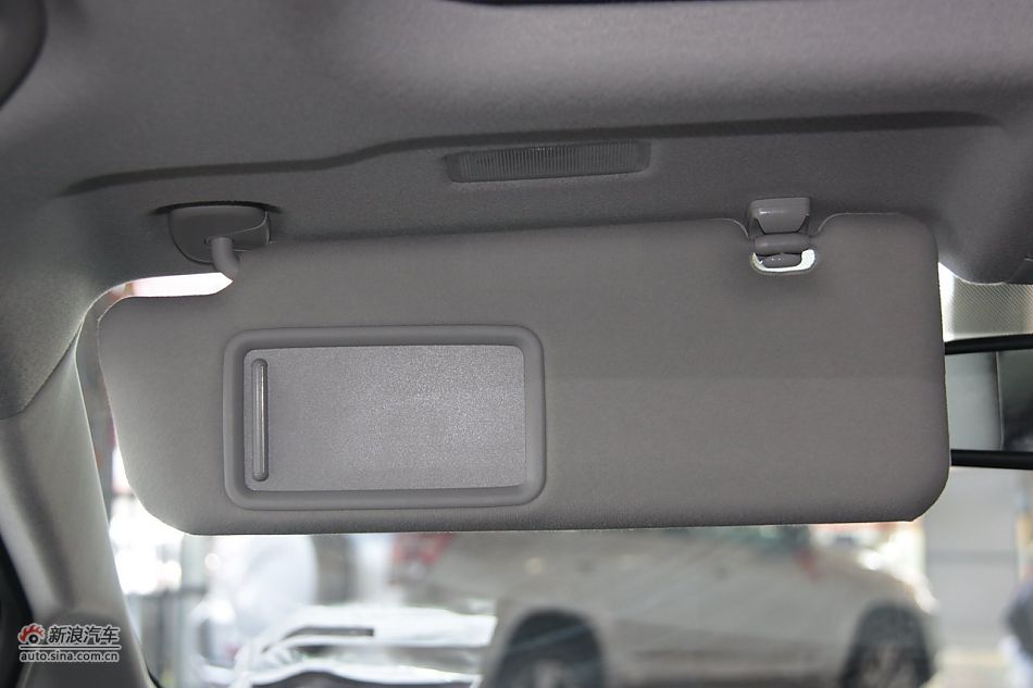 2012款普锐斯混动CVT豪华先进型