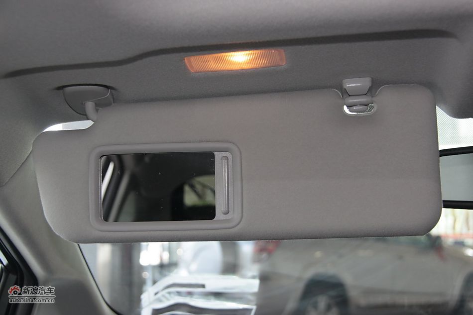 2012款普锐斯混动CVT豪华先进型