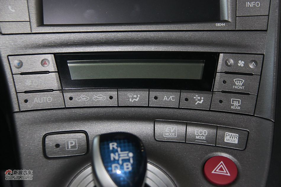 2012款普锐斯混动CVT豪华先进型