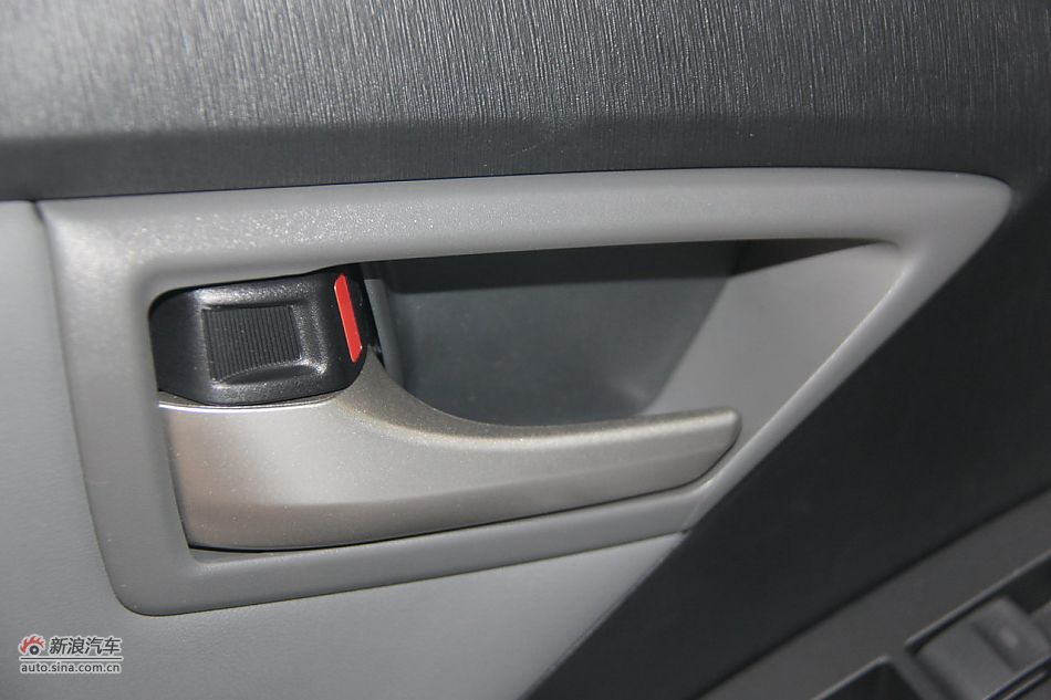 2012款普锐斯混动CVT豪华先进型