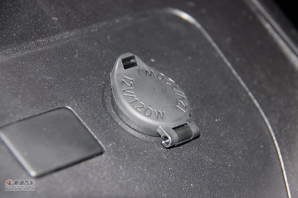 2012款普锐斯混动CVT豪华先进型