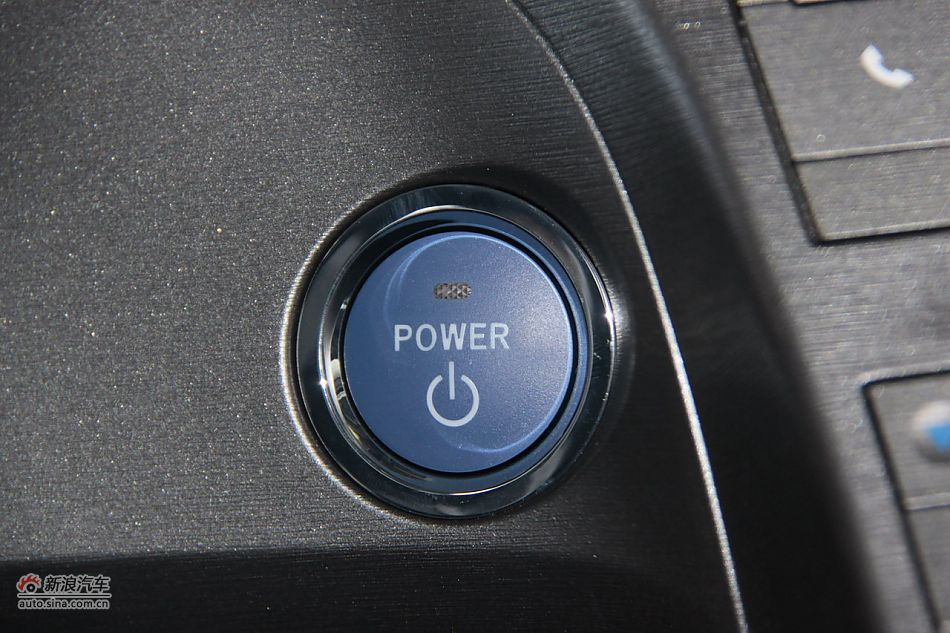 2012款普锐斯混动CVT豪华先进型